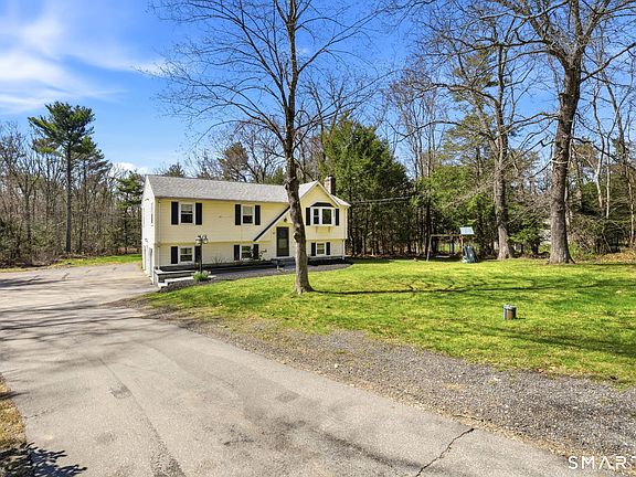 3rd image of 264 Quaddick Town Farm Road