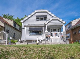 3265 S 10th St, Milwaukee, WI 53215