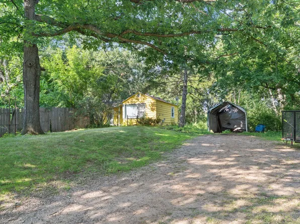 4508 Williston Rd, Minnetonka, MN 55345