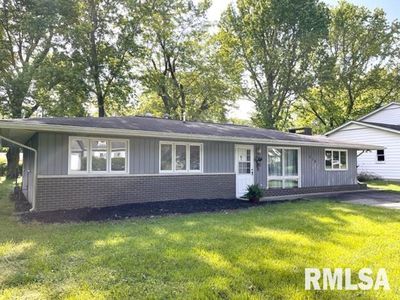 214 S Wedgewood Ln, Carbondale, IL, 62901