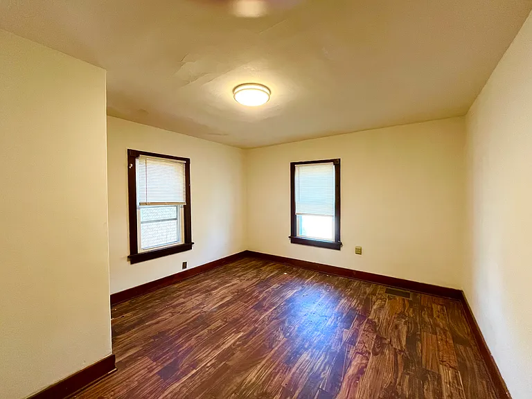 229 Medford St — Photo 19