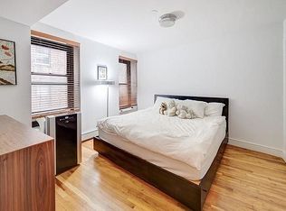 315 W 48th St #2K, New York, NY 10036