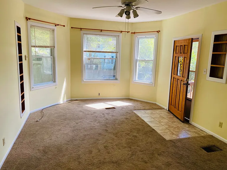 188 Florida Ave — Photo 4