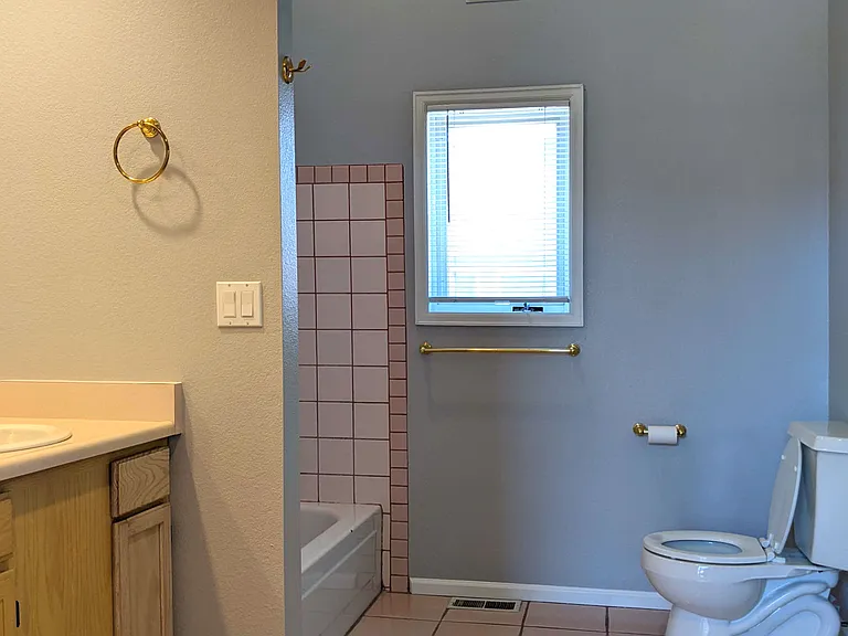 123 E Bayaud Ave — Photo 40