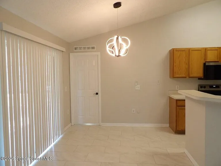 249 Higgins Ave NW — Photo 11