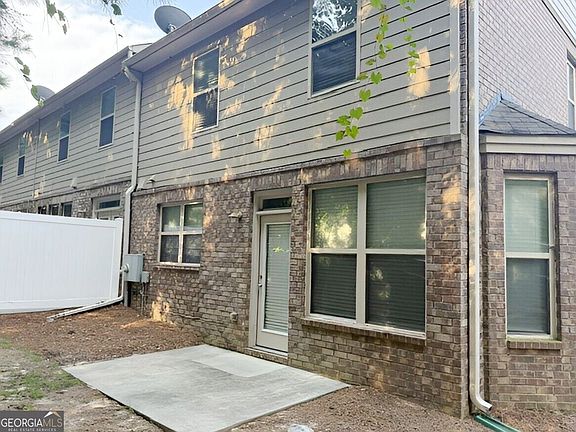 4th image of 3902 Brockenhurst Dr