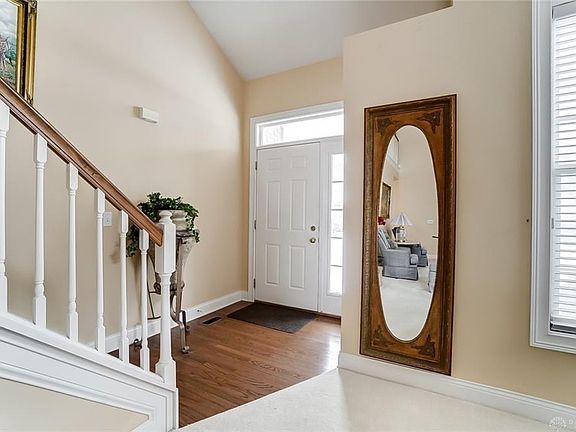 4th image of 2021 Waterfall Ln
