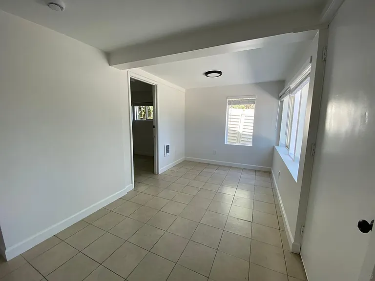 409 Citracado Pkwy — Photo 5