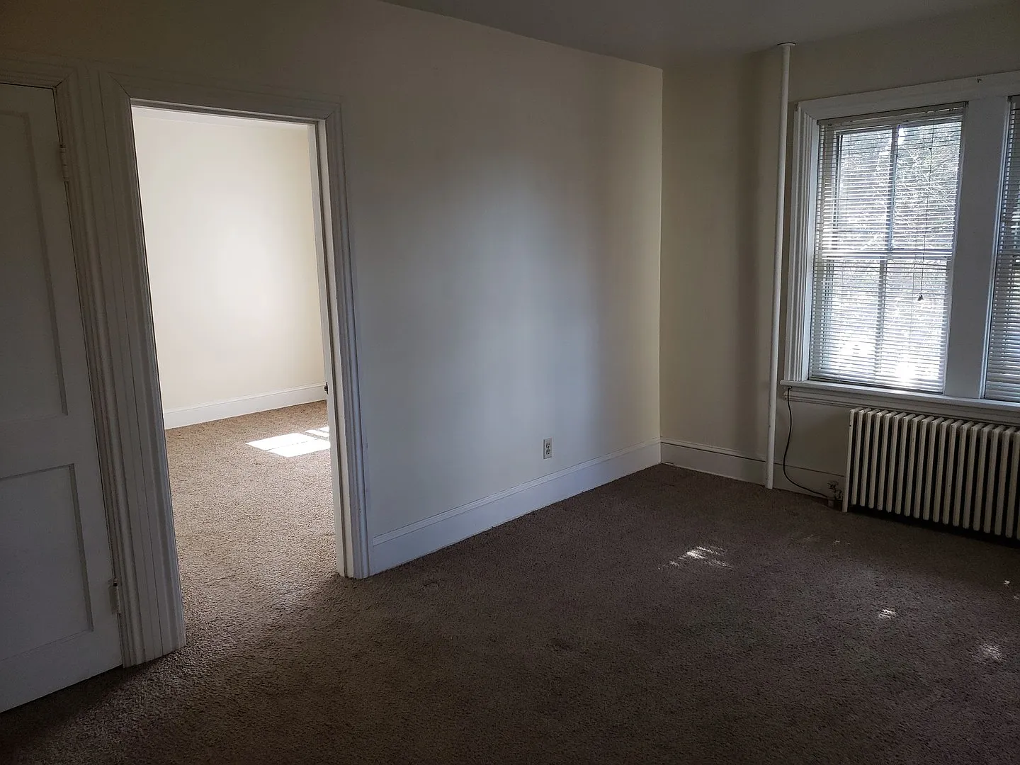 chv-002 ; 530 High Street — Photo 3