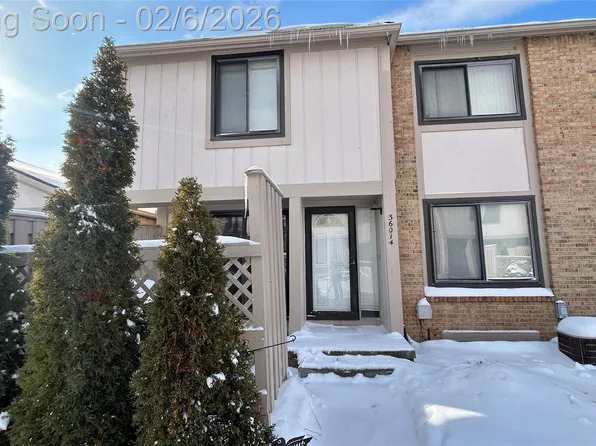 36014 Chapel Ct #27, Clinton Township, MI 48035