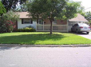 137 NW Springtide Dr, Burleson, TX 76028