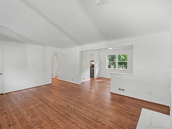 4th image of 10392 Humphrey Rd
