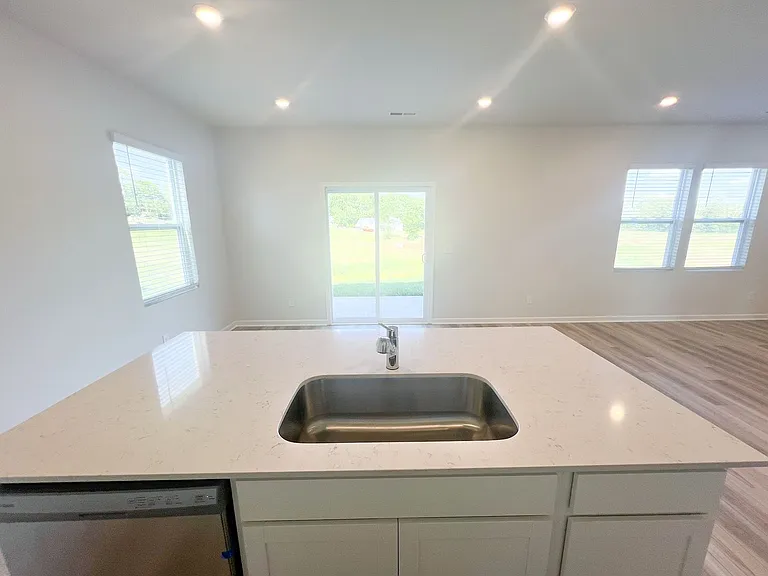 449 Perthshire Loop — Photo 8