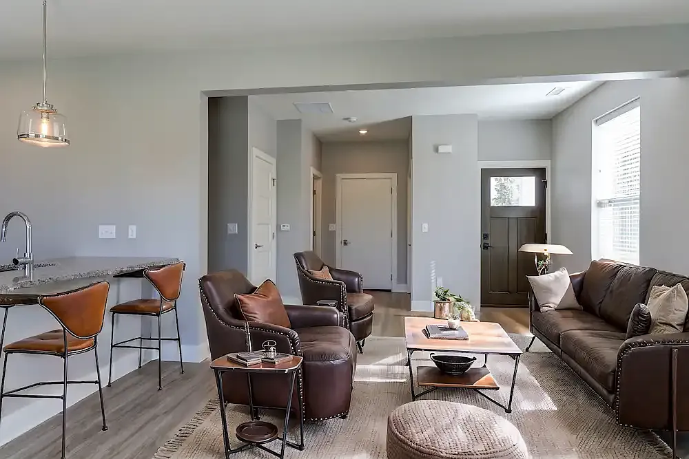 Hanover Townhomes — Photo 2