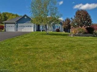 22122 Wolfe Run Ln, Galesville, WI 54630