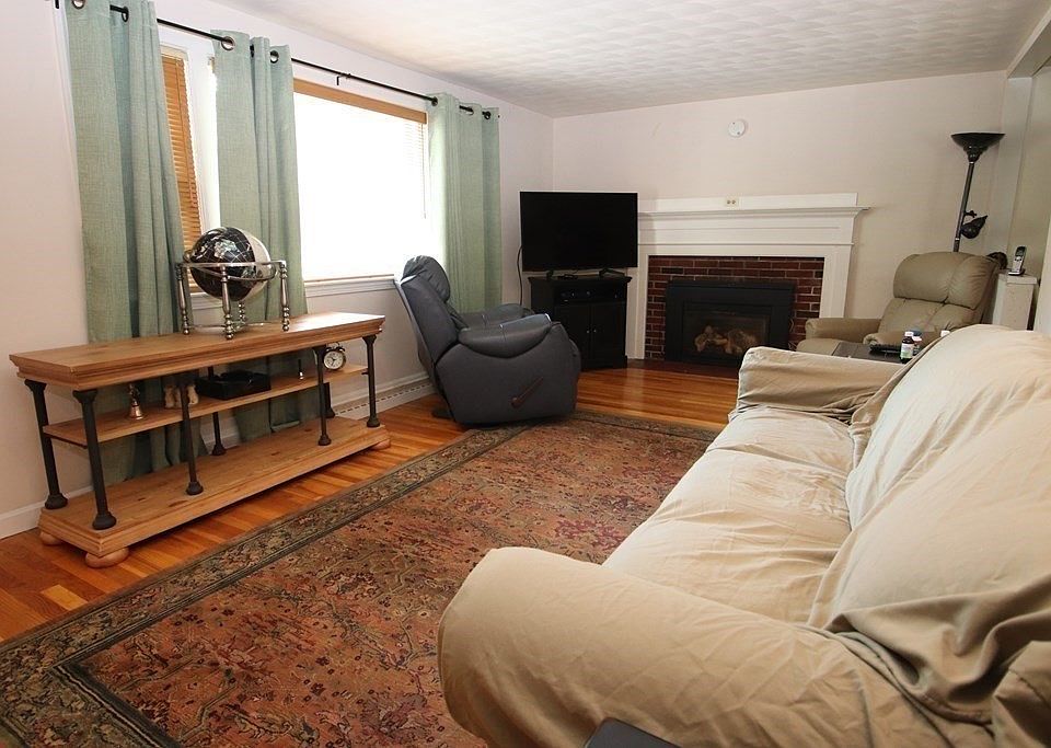 10 Conrad Ter, Saugus, MA 01906 Zillow