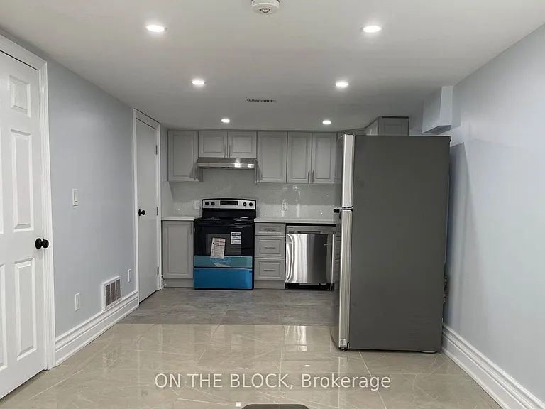 78 Tedford Dr — Photo 17