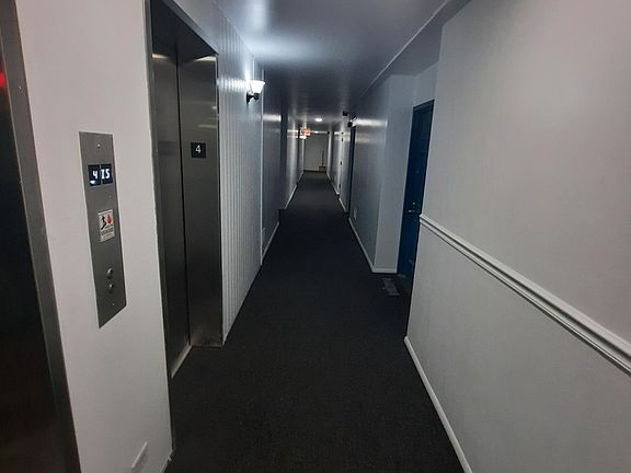 2nd image of 4300 W Ford City Dr APT 408