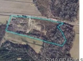 5174 Dixon Rd, Grimesland, NC 27837