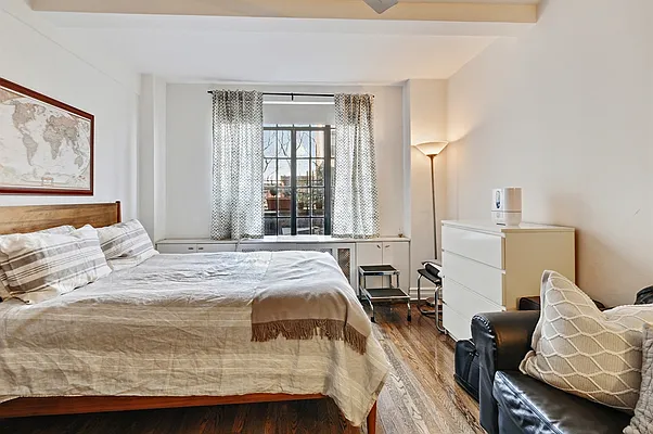 Sold by Corcoran | media 2