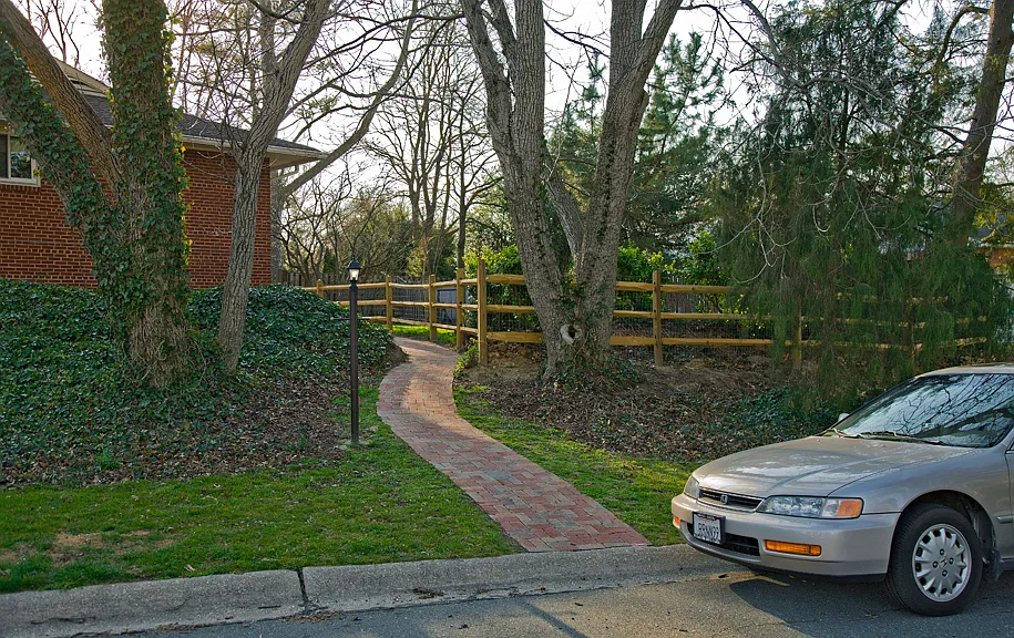 On street parking with brick walkway to entrance (2 large trees no longer there) - 6001 Avon Dr #A1