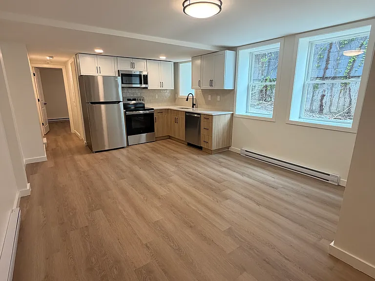 46 N Hamilton St #2 — Photo 5
