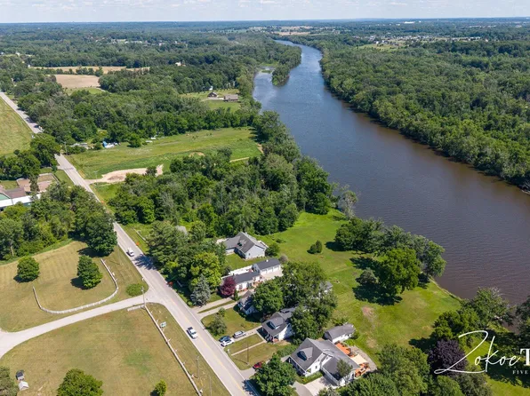 6540 Leonard St, Coopersville, MI 49404