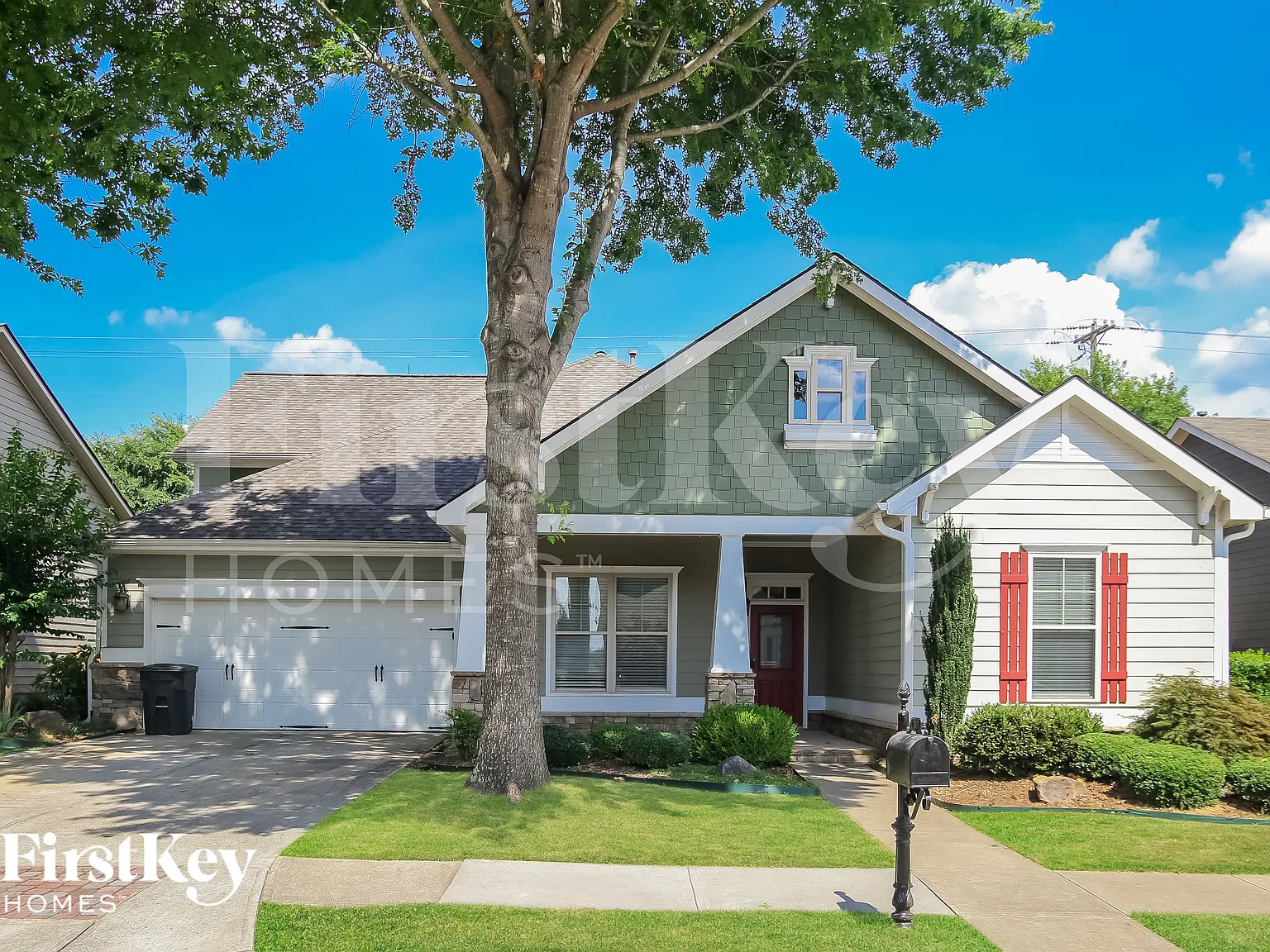 4 bed, 2.5 bath, 2470 sqft, $3,050 — Photo 1