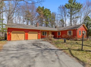 34 McAuley Road, Cape Elizabeth, ME 04107