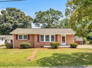 10 Cuttino Cir, Greenville, SC 29609
