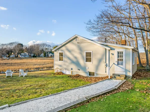 22 Pier Road #C, Kennebunkport, ME 04046