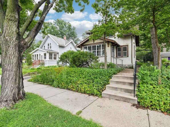 1132 Raymond Ave, Saint Paul, MN 55108