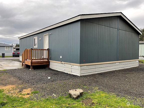 3rd image of 1816 S Melbourne Street #14