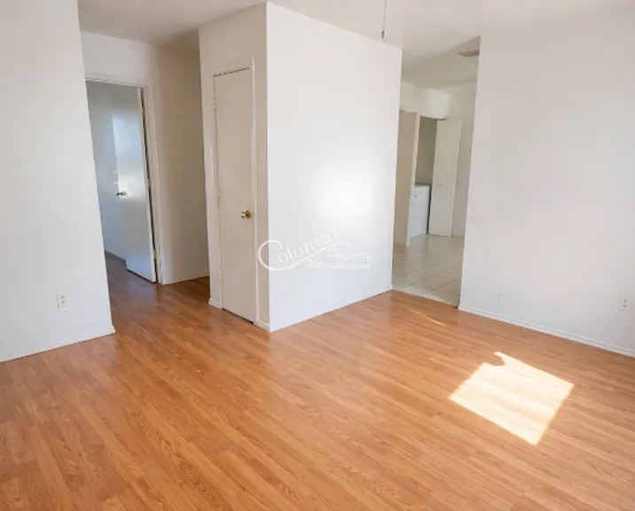 1111 Horizon Dr #D — Photo 3