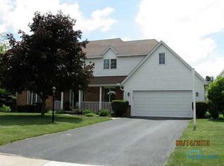 475 Patriot Dr, Waterville, OH 43566