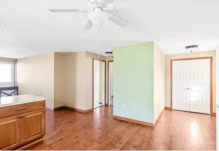 410 Pike St #3 — Photo 6
