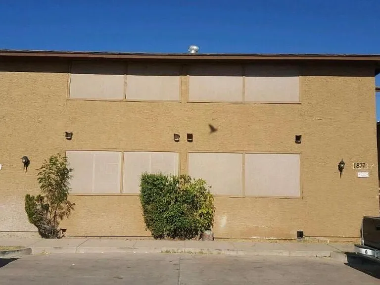 1837 N Spg #201 — Photo 6