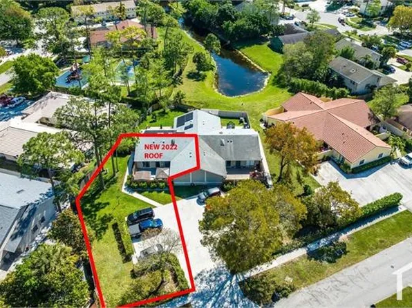 1106 Hyacinth Pl, Wellington, FL 33414