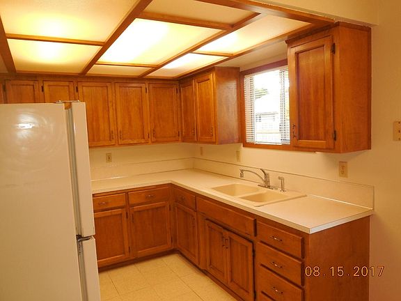 5th image of 2520 Leach Ct SE