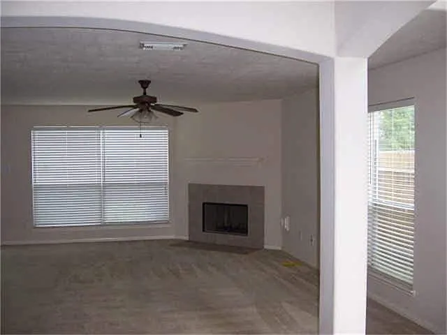 3710 Windmill Village Dr — Photo 5