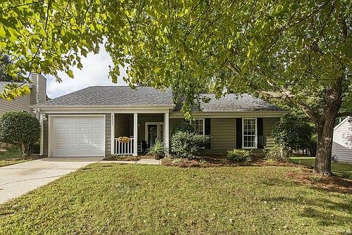 1st image of 8407 Bedford Green Ln