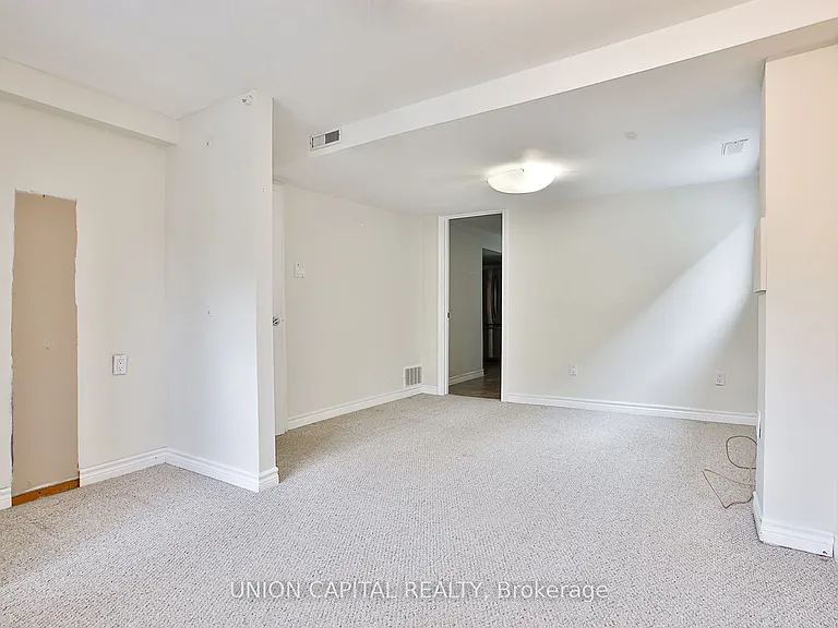 50 Wichey Rd #LOWER — Photo 7