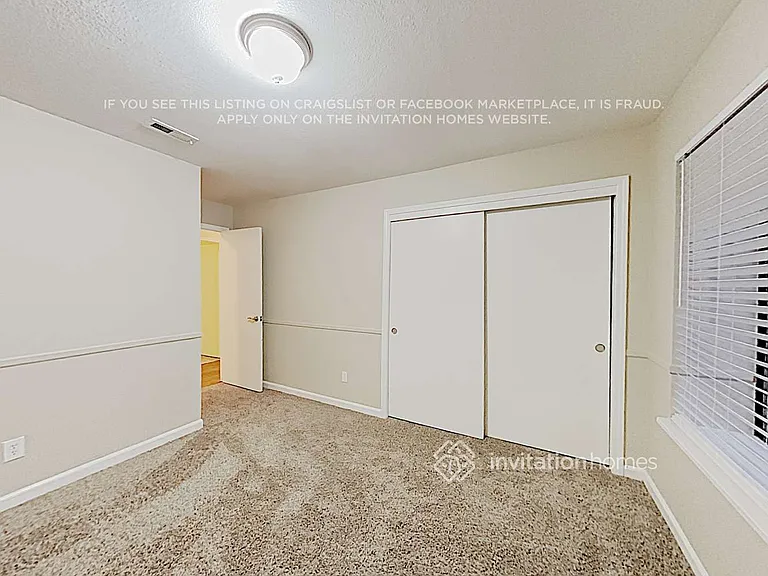 1898 Clark Ave — Photo 12