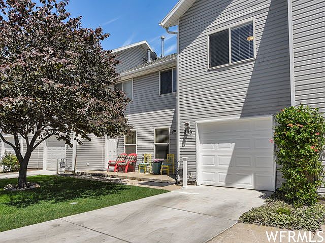 1st image of 256 N Bliss Ct
