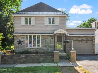 46 Bloomingdale Ave, Gloversville, NY 12078