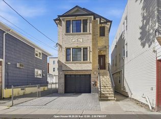 322 Cross St #904, Harrison, NJ 07029