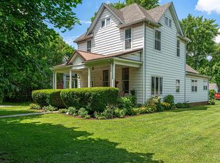 516 E Chestnut St, Mason City, IL