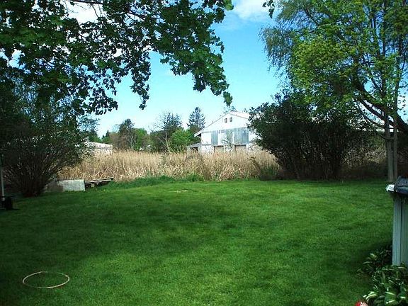 Large Yard Bordering Open Space