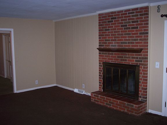 4th image of 7212 Willow Creek Dr