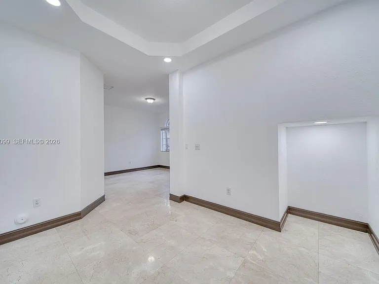 14115 SW 51st Ln — Photo 8